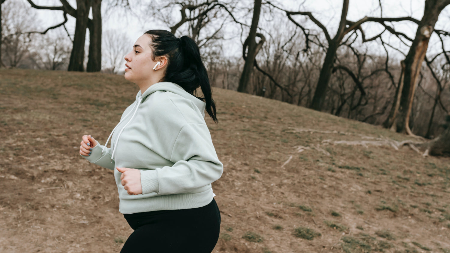 Cold Weather Cardio: 5 Exercises to Keep Your Heart Pumping in Fall