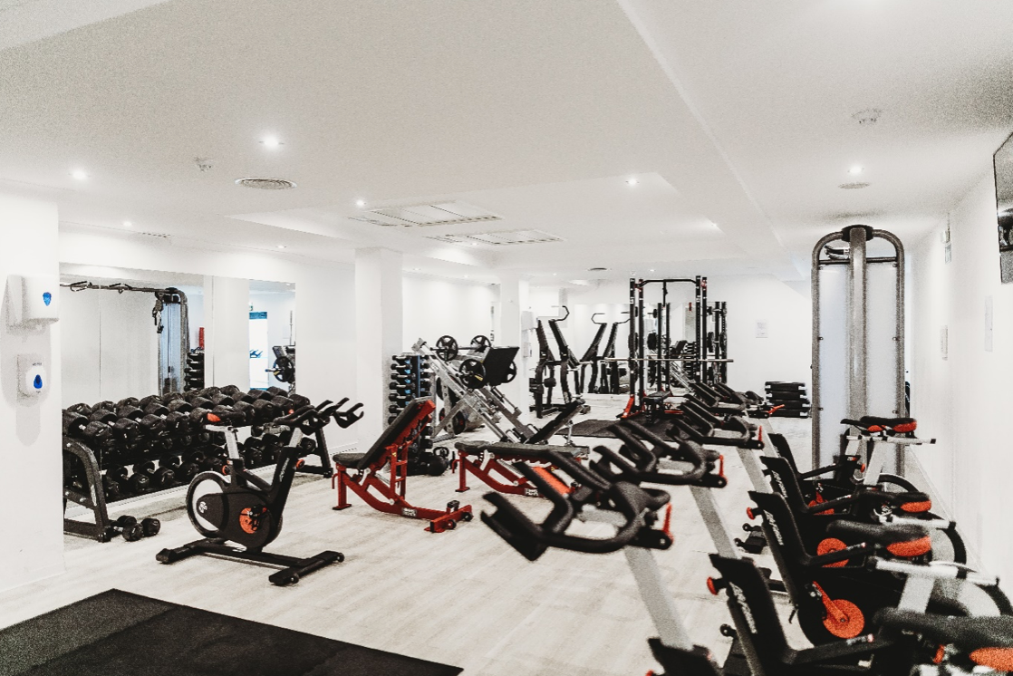 How to Use Gym Equipment for Beginners - Our Guide in 2024