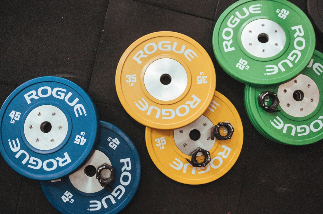 The Advantages and Disadvantages of Using Weight Plates
